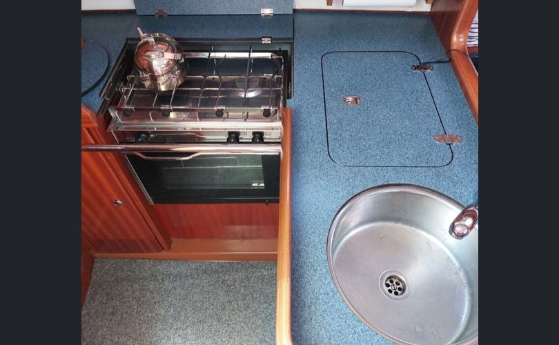 Bavaria 32 Cruiser-kuva-8